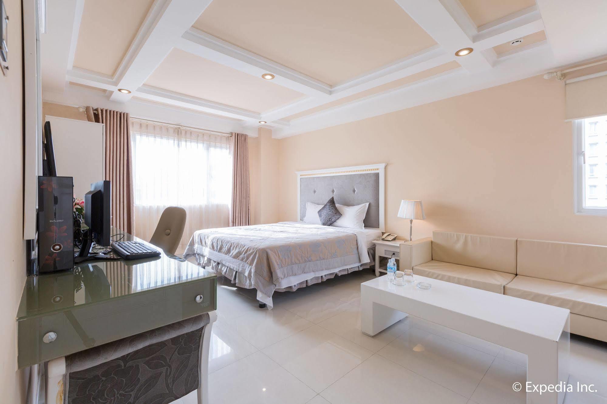 Dyn Opera Khách sạn 3*